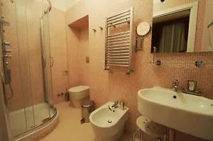 69 Manin Street Guest house
