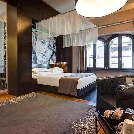 Dharma Luxury Hotel Řím