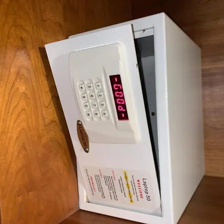 Hi15 Hotel