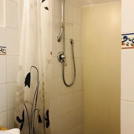 Holiday home Domus Celentano