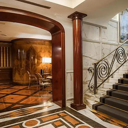 The Britannia 4*
