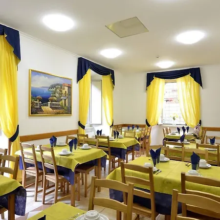 Hotel Tex Rom