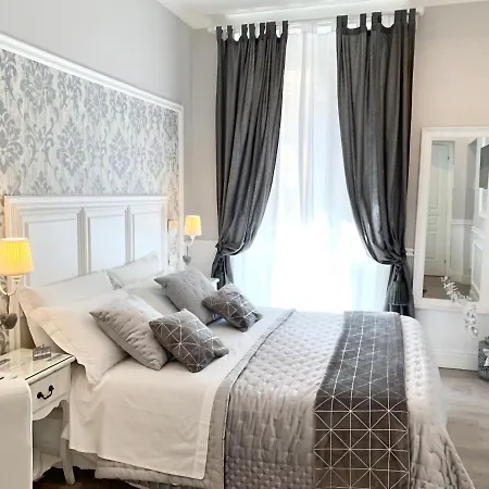 Charme & Chic Bed & Breakfast 2*
