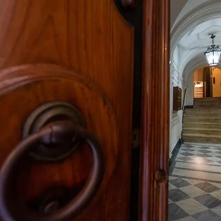 Town House Campo De Fiori 3*